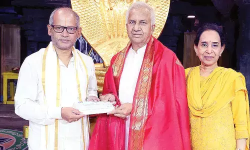 Reliance CEO donates Rs. 1.11 cr to TTD