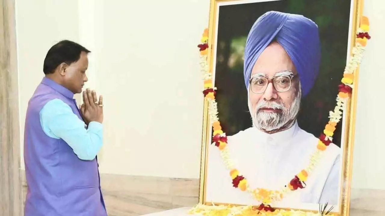 Dr Manmohan imparted new direction to economy: Majhi