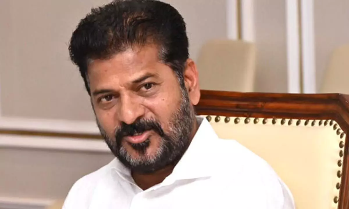 CM Revanth Reddy Congratulates Minister Komatireddy on RRR North Tender Process Launch