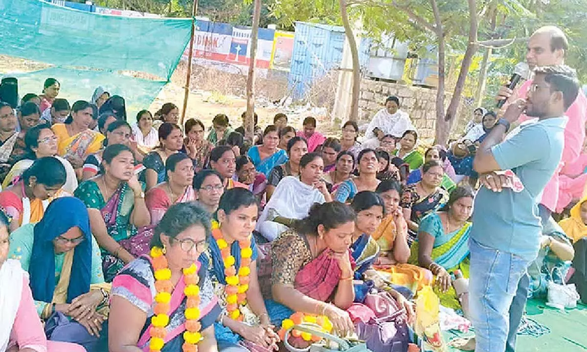 Teacher unions back Samagra Shiksha employees’ strike