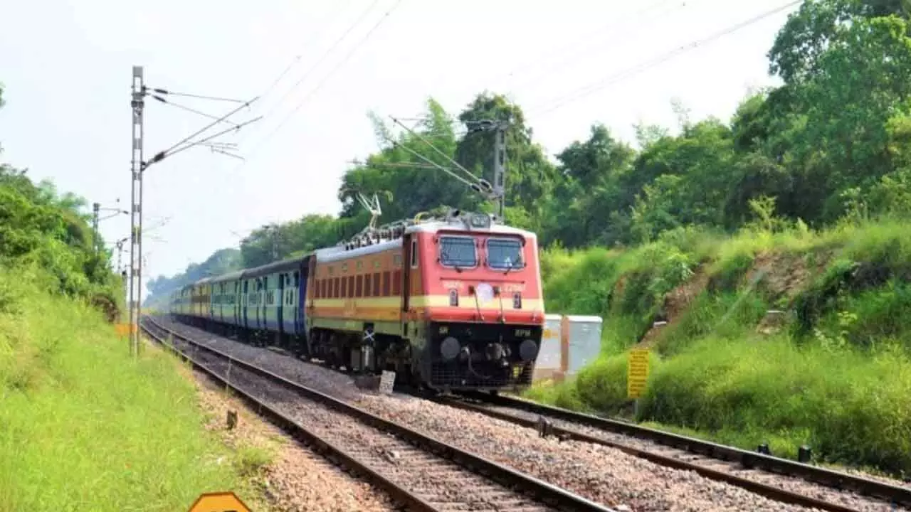 SCR issues advisory to avoid flying kites near railway traction lines