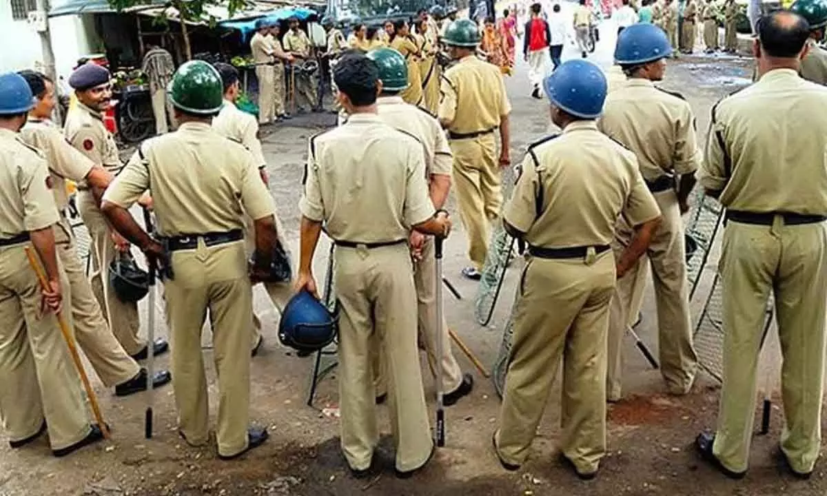 Udupi: Police-devotees clash During Religious Festival