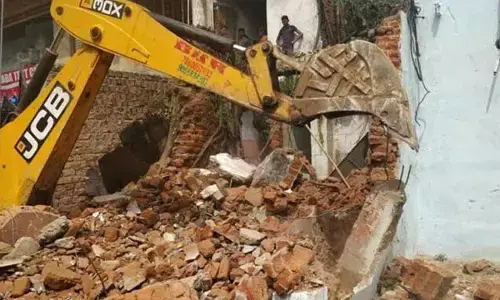 Illegal Structures Demolished in Raidurgam by HYDRA Officials