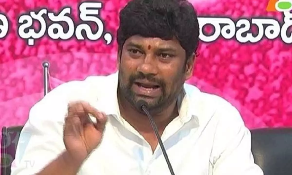 Balka Suman Slams Revanth Reddy for Metro Debt and Lack of Projects