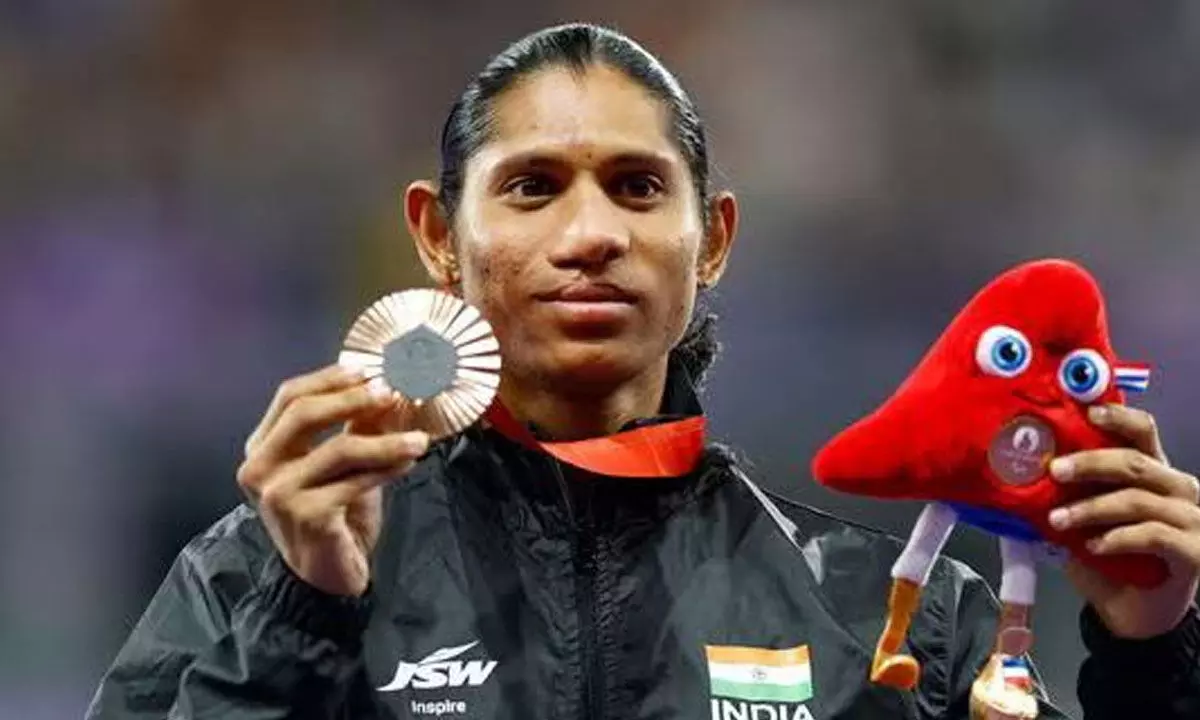 CM congratulates Deepthi on being selected for Arjuna Award