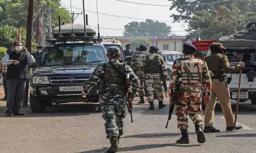 4 terrorist associates arrested in Pulwama