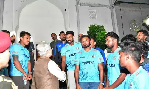 Tripura Ranji Team Meets Governor Jishnu Dev Varma at Hyderabad Raj Bhavan