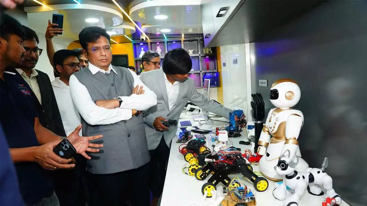 Sridhar Babu launches mobile science lab