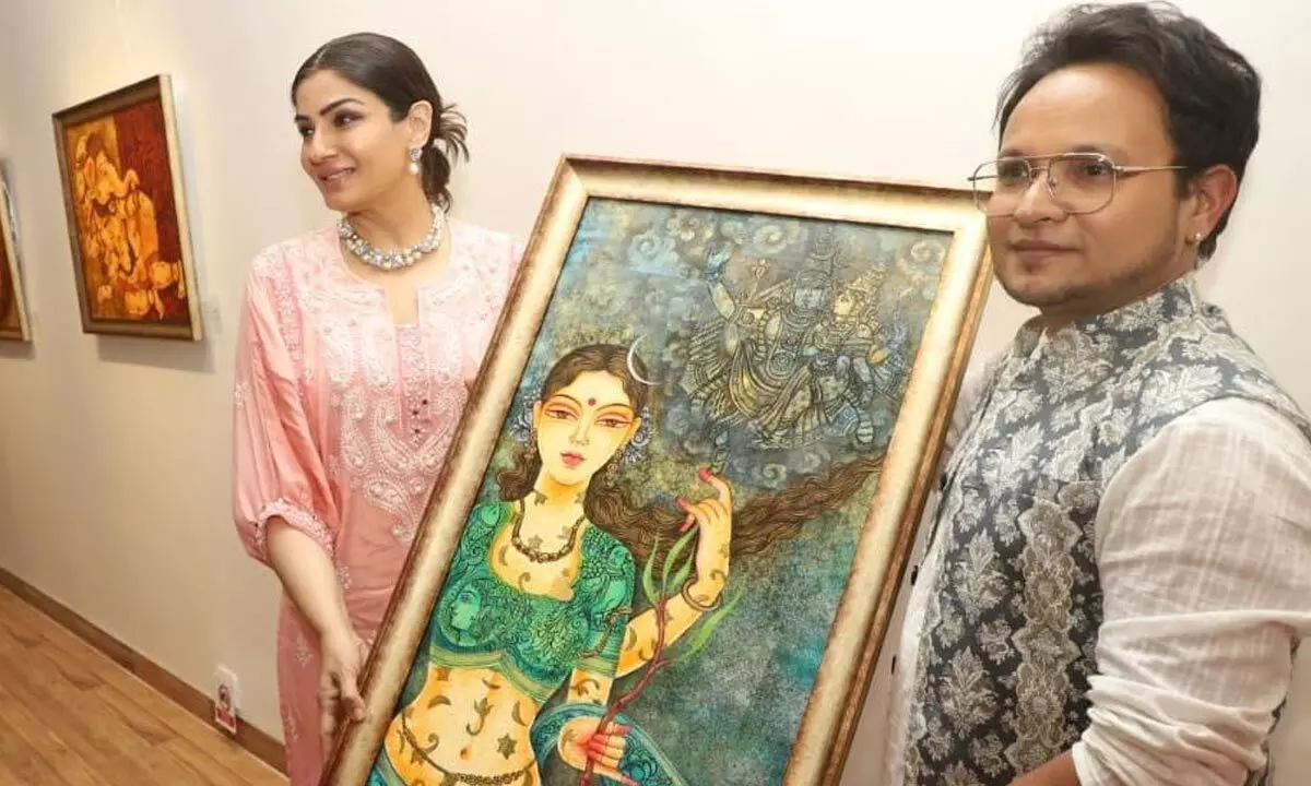 Raveena Tandon praises Vishal Sablley’s celebration of feminine power at art exhibition