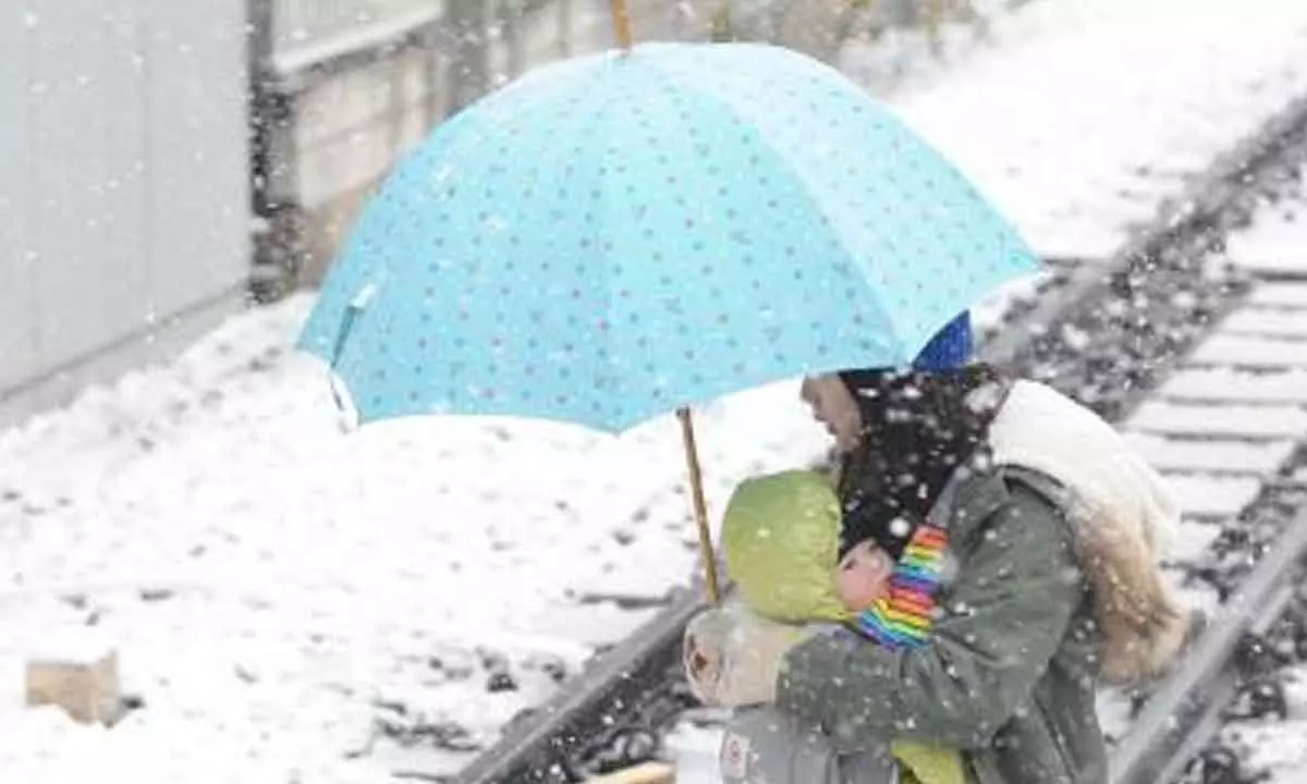 Heavy snow hits mountainous areas along Sea of Japan coast