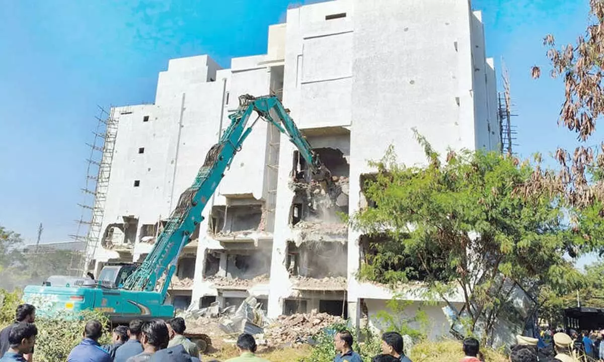 HYDRA back in action, razes 5-storey building in Madhapur