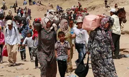 Return Of The Natives After The End Of Dictatorship: Syrians return home in thousands