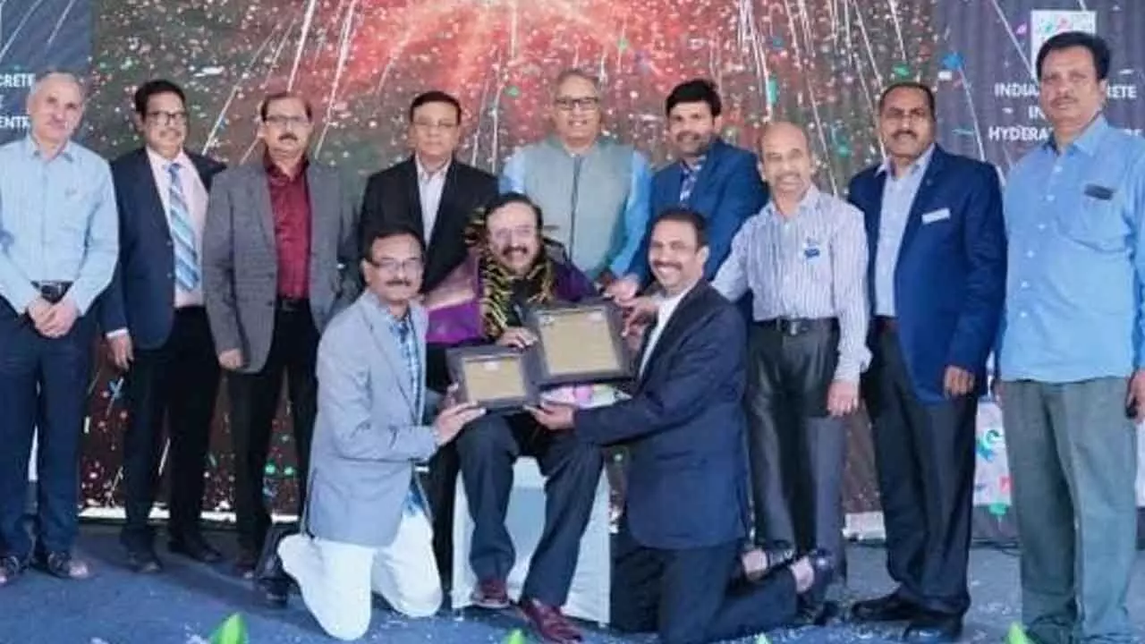 Prof Ramana Rao receives lifetime achievement award