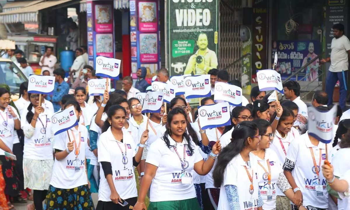 Students of Annamacharya University Organize a Massive Anti-Drugs Rally