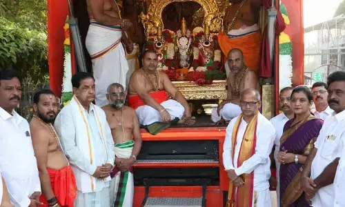 Tirumala Srivari Kalyanaratham Depart for Prayagraj Kumbh Mela