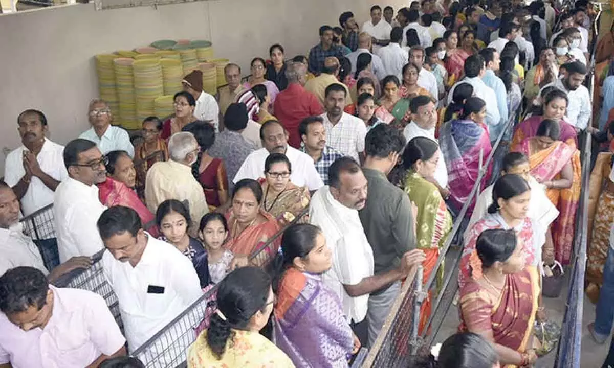 Temples see huge rush on Ekadasi