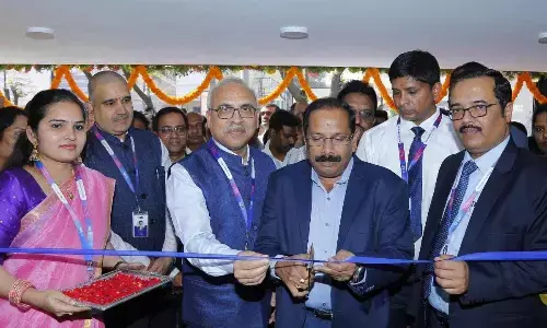 CS inaugurates renovated SBI branch
