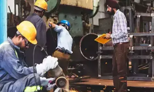 Industrial production at 6-mth high in Nov