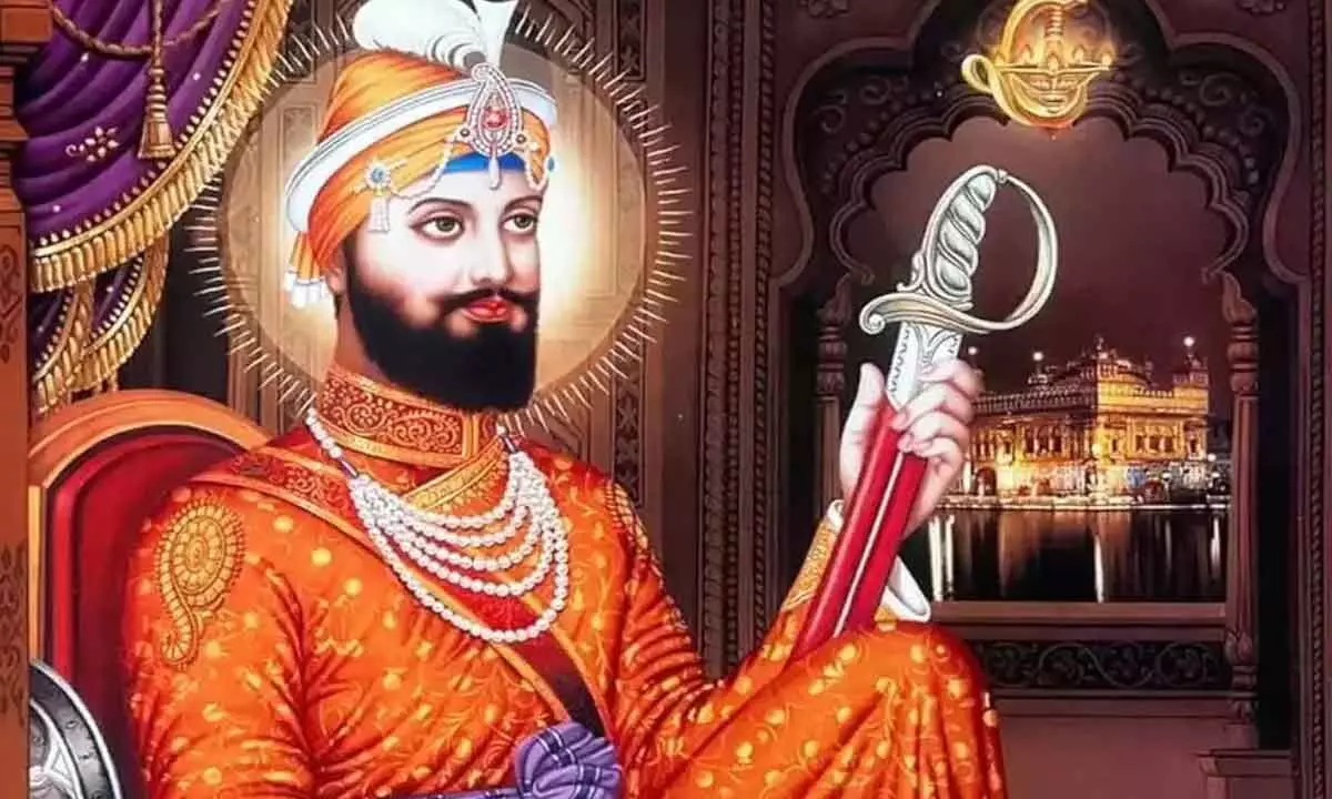 City celebrates Prakash Purab of Guru Gobind Singh with devotion