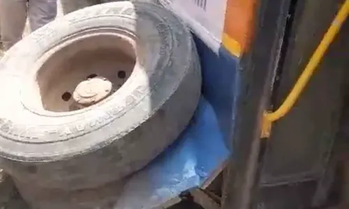 Bus Wheel Detaches Mid-Journey, Major Accident Averted