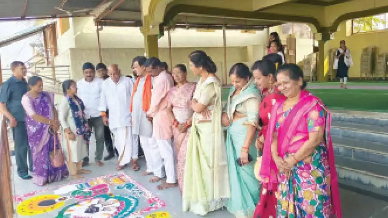 Rangoli competitions held by Hindu Utsava Samiti