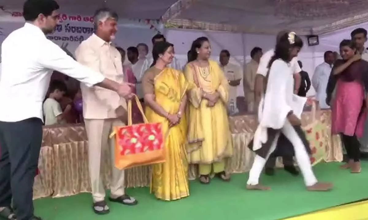 Chandrababu celebrates Sankranti in home town Naravaripalle