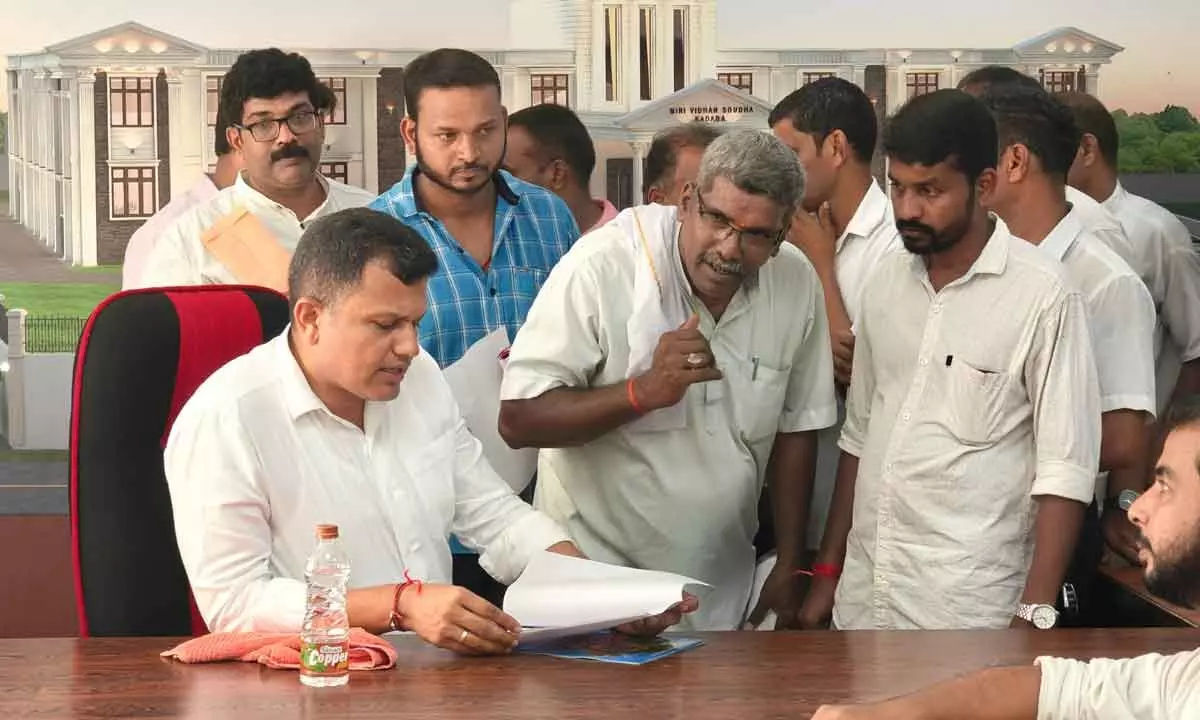 MP Brijesh Chowta Pushes for Solar Park in Kadaba, Assures Railway Development