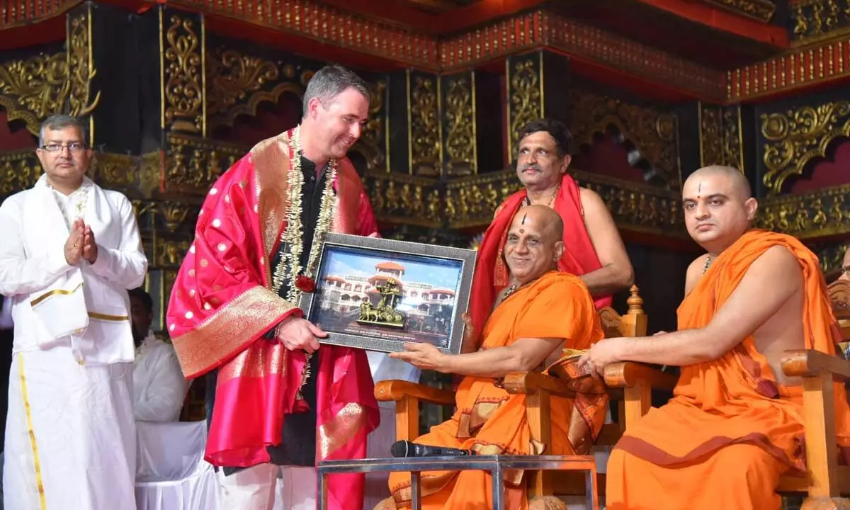 Australian MP at Udupi Krishna Temple, Highlights Strengthening India-Australia Ties