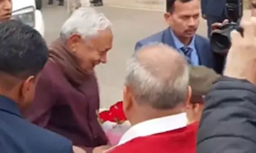 CM Nitish Kumar at LJP(RV) office for Dahi-Chura feast, host Chirag Paswan absent