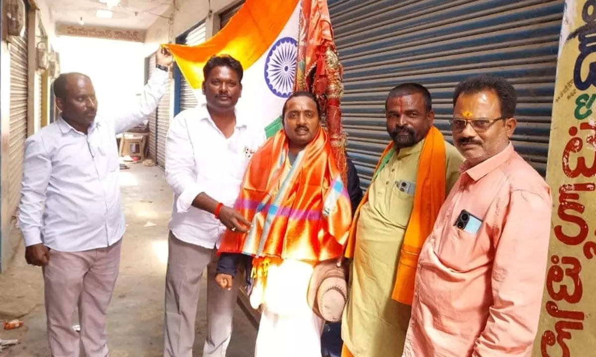 Hindu Dharma Padayatra Gains Support at Erravalli Crossroads.