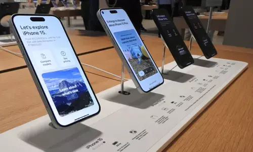 Apple enters top 5 smartphone players in India for 1st time with 10 pc market share