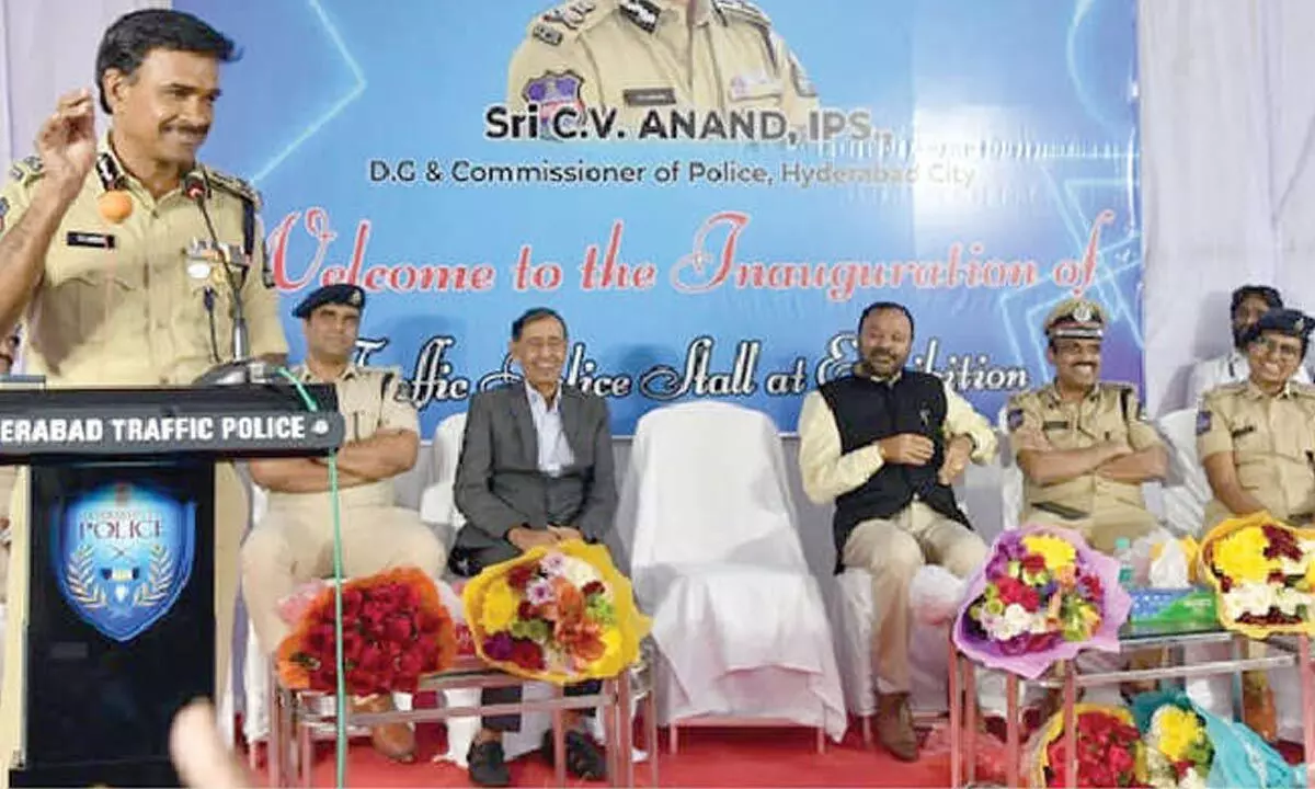 CV Anand inaugurates police stalls at Exhibition