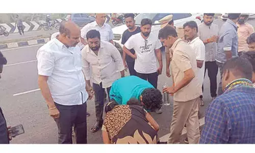 Parthasarathy shifts road accident victim to hospital