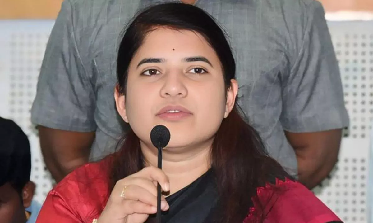 Conduct cleanliness drives in the dist: Collector Rajakumari Conduct cleanliness drives in the dist: Collector Rajakumari