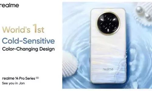 Realme unveils color-changing phone