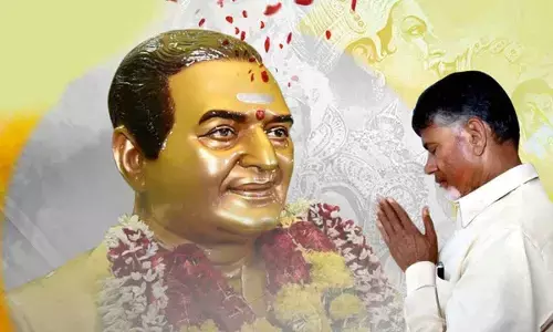 AP CM Chandrababu pays tribute to NTR on death anniversary