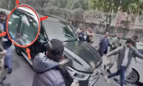 AAP alleges Kejriwal’s car attacked with bricks and stones, blames BJP