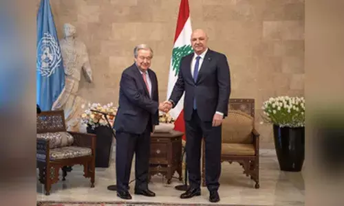 Lebanese President urges Israeli withdrawal from South Lebanon within deadline
