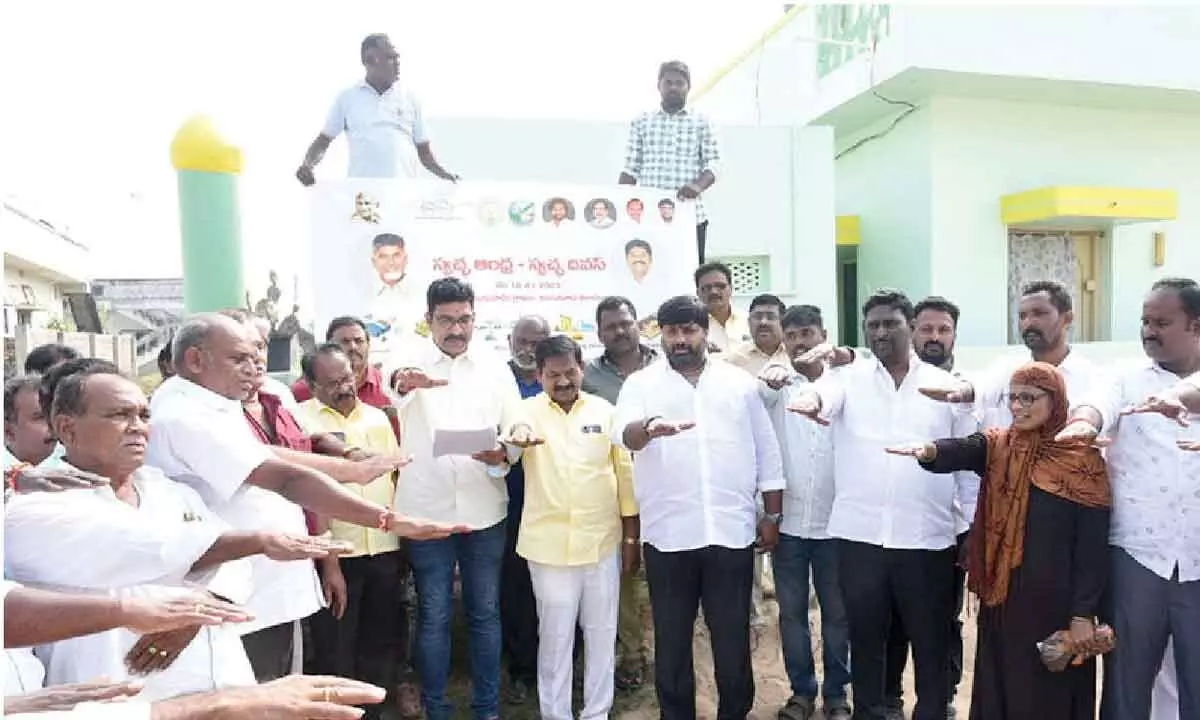 Awards for exemplary performers in waste management: Minister