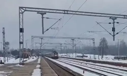 Railway milestone: 18-coach trial run on Katra-Budgam track in J&K