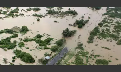 Landslide, flood warnings issued in Sri Lanka