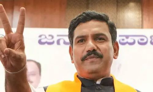 Karnataka BJP Internal Rift: MLA Ramesh Jarkiholi Calls State President Vijayendra A Child