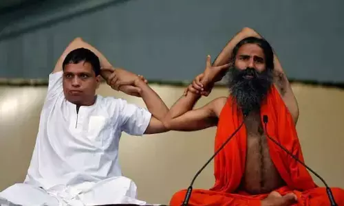 Kerala Court Issues Bailable Warrants Against Baba Ramdev, Acharya Balkrishna, And Divya Pharmacy