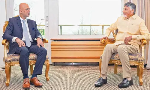 Naidu woos Swiss investors