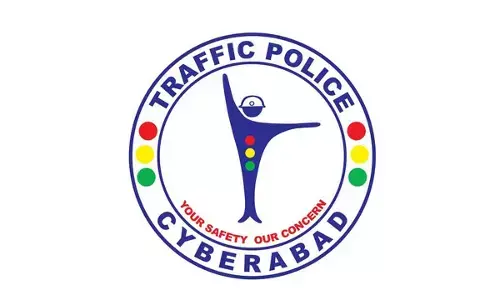 Cyberabad traffic cops urge gig workers to follow road safety rules