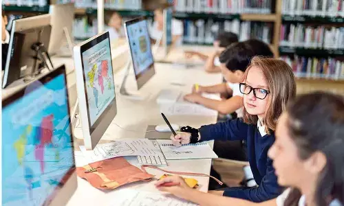 The role of AI: Empowering student in the digital age