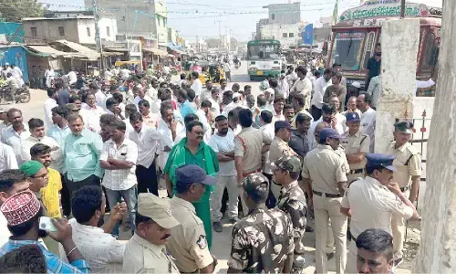 Police arrest YSRCP leader