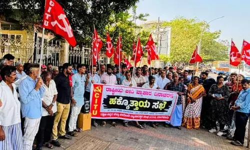 Street vendors day, CPIM demands Street vendor rights