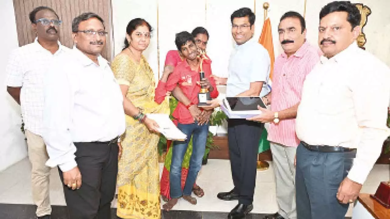 Tirupati student overcomes odds, achieves national recognition Tirupati student overcomes odds, achieves national recognition