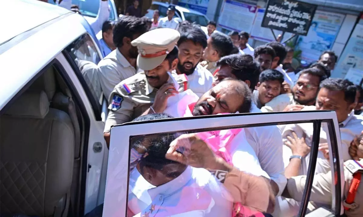 Tension prevails over removal of KTR’s flex banners